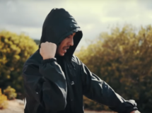 سولدجا يستمر في إنتاج أغانيه المنفردة